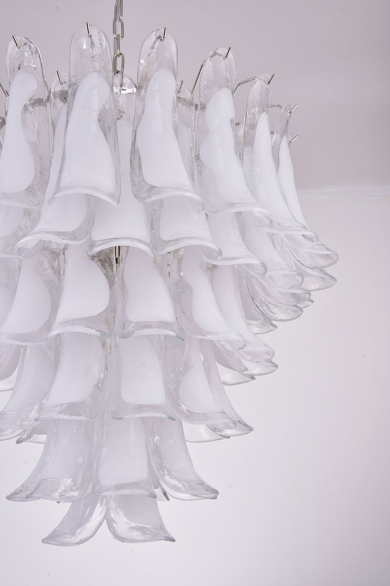 Fleur Chandelier  (66x75) hvit / krom
