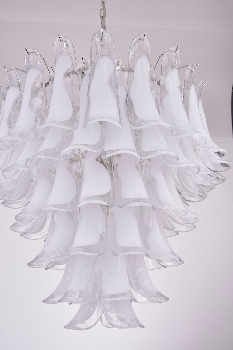 Fleur Chandelier  (66x75) hvit / krom