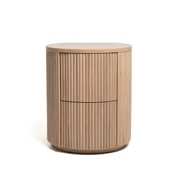 Hovedbilde Noor nattbord/sidebord hvitvasket eik