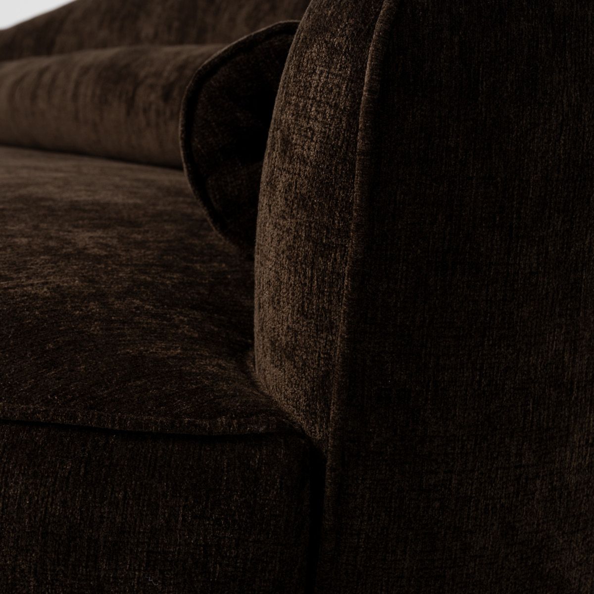 Nouvelle sofa (250x90) Randy 12 mørk brun - avtagbare frynser